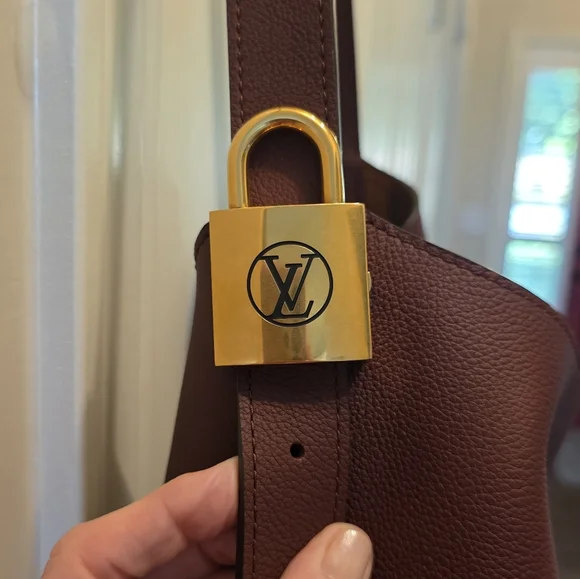 Louis Vuitton Low Key Tote Only - Picture 9 of 11